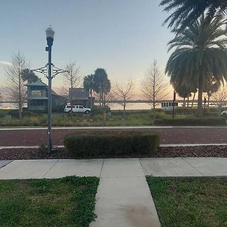 טבארס Bungalow Overlooking Lake Dora! מראה חיצוני תמונה