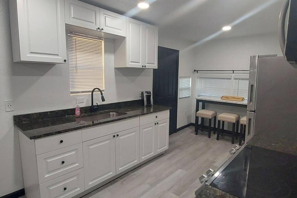טבארס Bungalow Overlooking Lake Dora! מראה חיצוני תמונה