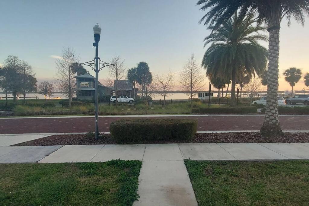 טבארס Bungalow Overlooking Lake Dora! מראה חיצוני תמונה